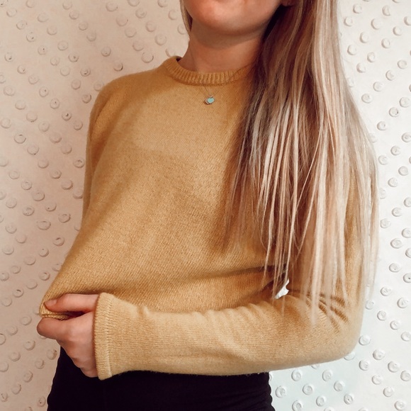 Brandy Melville Sweaters - SALE🖤 BRANDY MELVILLE Mustard Cropped Sweater